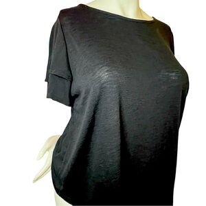 NWOT Gilli Ruffle Sleeve Blouse